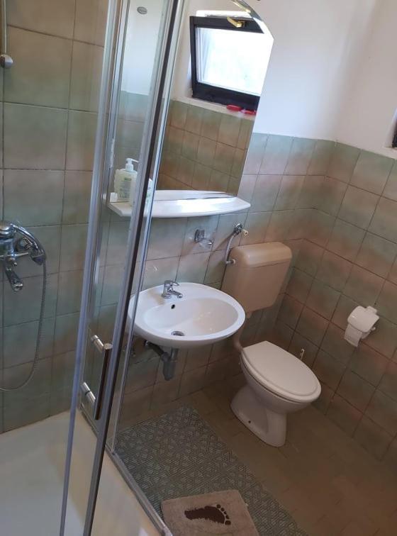 Apartmani Svitlana Sukošan Eksteriør bilde